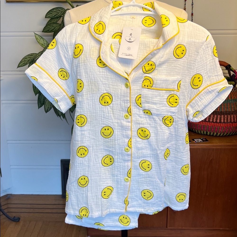 65) NW0T Happy Face Cotton Pj Set